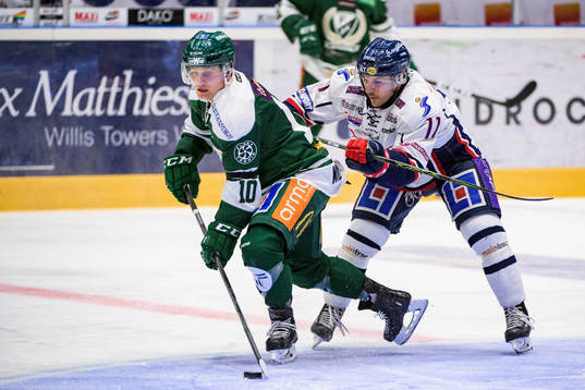 Färjestads Marcus Nilsson och Linköpings Garret Roe