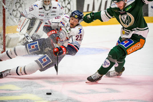 Linköpings Gabriel Carlsson och Färjestads John Persson