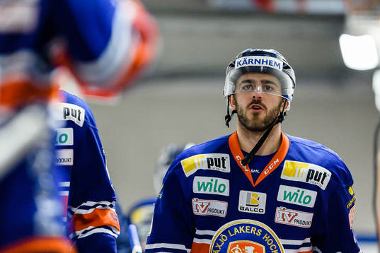 Växjös Nick Bailen före ishockeymatchen i SHL mellan