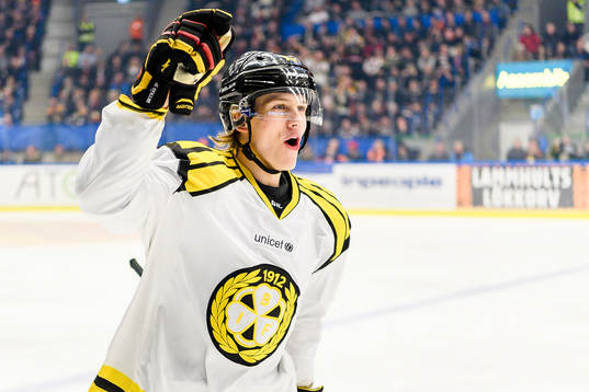 Brynäs Oskar Lindblom jublar