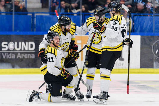 Brynäs Kevin Clark jublar