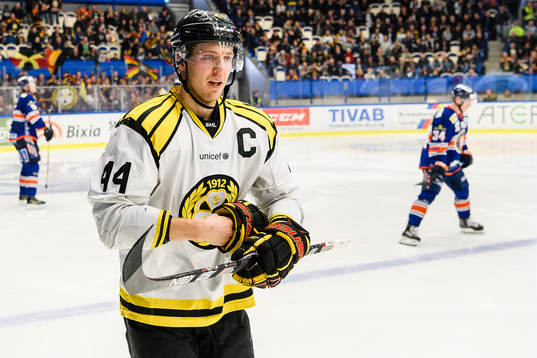 Brynäs Jacob Blomqvist jublar