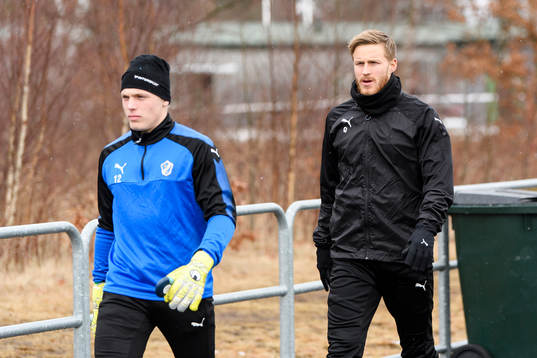 Halmstads målvakt Isak Pettersson och Alexander Ruud