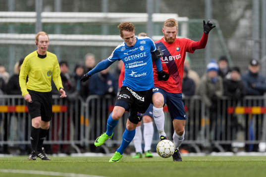 Halmstads Andreas Bengtsson och Örgrytes Fredrik Björck