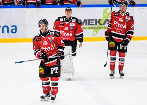 Piteås Magnus Isaksson (v) deppar