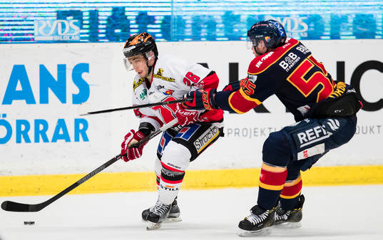 Örebros Greg Squires
