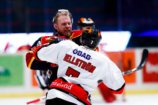 Djurgårdens Alexander Urbom och Örebros Alexander