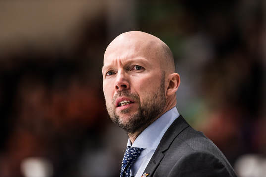 Luleås assisterande tränare Anders Burström deppar