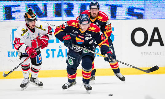 Djurgårdens Linus Johansson och Örebros Libor Hudacek