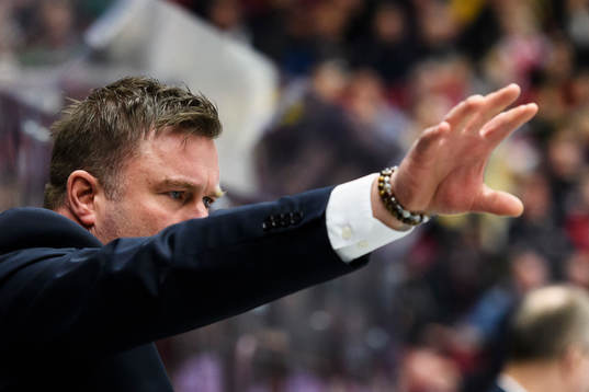 Rögles assisterande tränare Patrik Ross