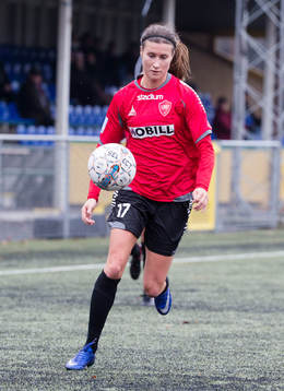 s Evelina Parikka