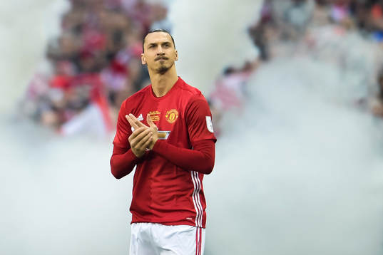 Manchester Uniteds Zlatan Ibrahimovic före finalen i