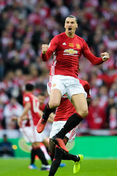 Manchester Uniteds Zlatan Ibrahimovic jublar