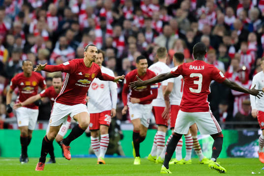 Manchester Uniteds Zlatan Ibrahimovic jublar