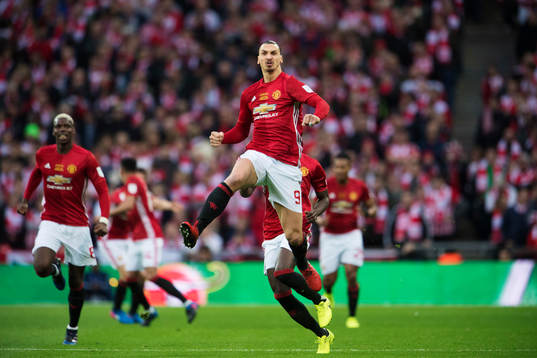 Manchester Uniteds Zlatan Ibrahimovic jublar