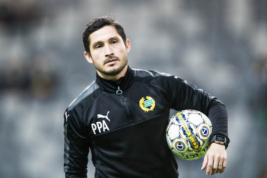 Hammarbys assisterande tränare Pablo Pinones-Arce
