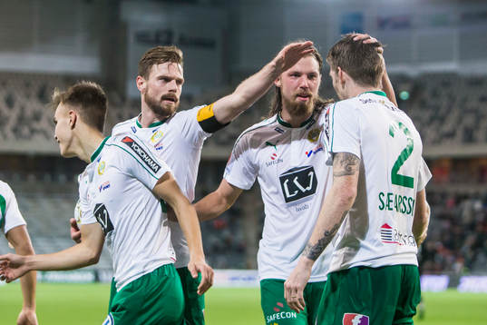 Hammarbys Dusan Jajic , Arnór Smárason och Björn Paulsen