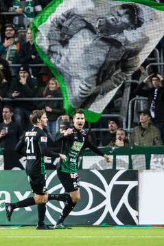 Varbergs Gabriel Altemark-Vanneryr jublar med Karl