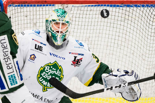 Björklövens målvakt Adam Werner