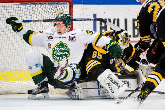 Björklövens Jacob Andersson faller