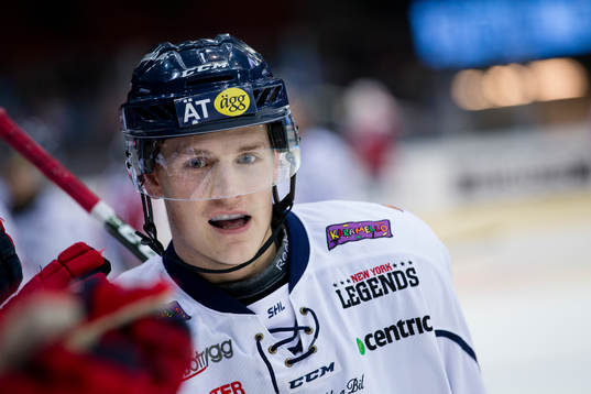 Linköpings Henrik Törnqvist jublar