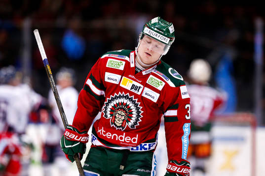 Frölundas Carl Grundström deppar