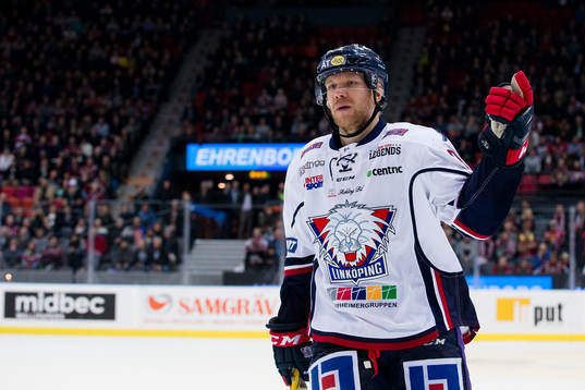 Linköpings Marcel Müller jublar