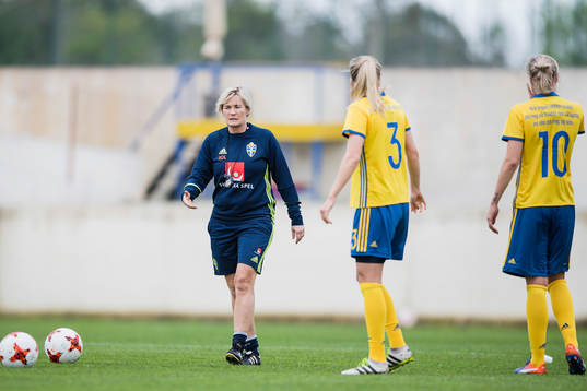 Sveriges assisterande förbundskapten Lilie Persson