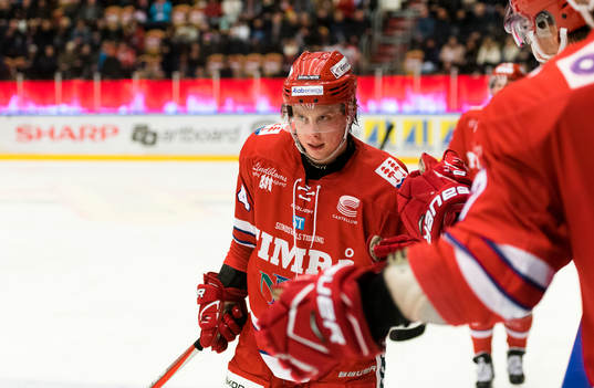 Timrås Jonathan Dahlén jublar