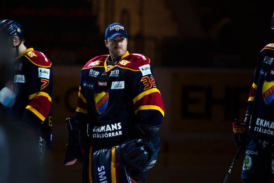 Djurgårdens målvakt Mikael Tellqvist före