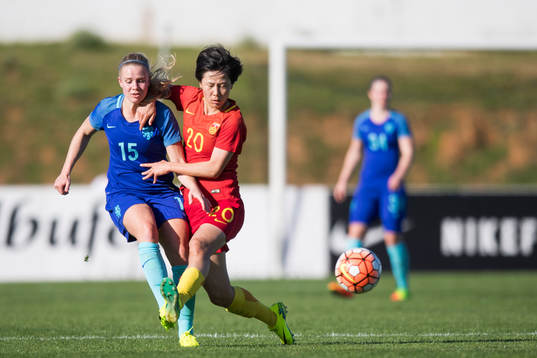 Hollands Kika van Es och Kinas Zhang Rui