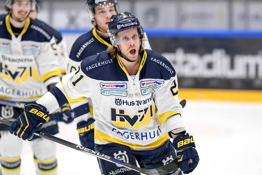 s Mattias Tedenby jublar
