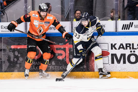 s Niklas Hansson