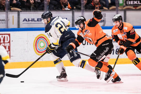 s Erik Christensen  och Karlskronas Joel Kellman