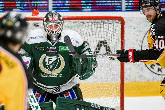 Färjestads målvakt Stefan Steen och Luleås Kael