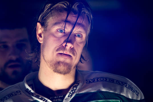 Färjestads Magnus Nygren innan ishockeymatchen i SHL