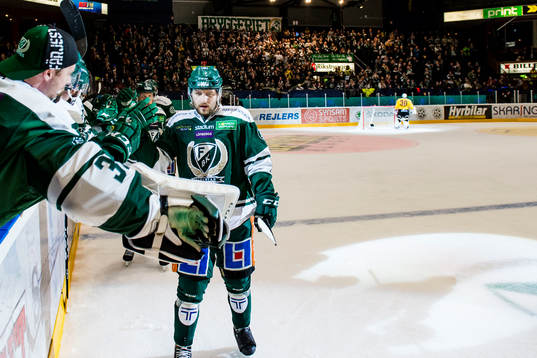 Färjestads Mikael Wikstrand jublar