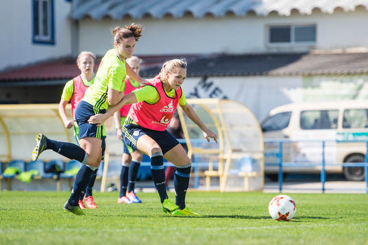 Sveriges Hanne Gråhns och Magdalena Eriksson