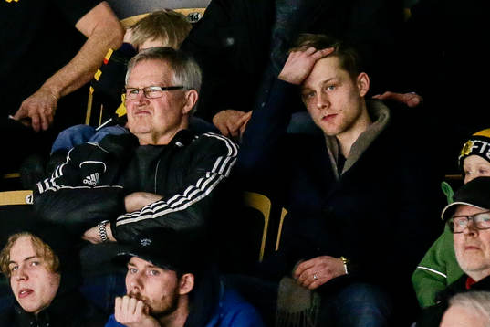 Skellefteås Oscar Möller på läktaren