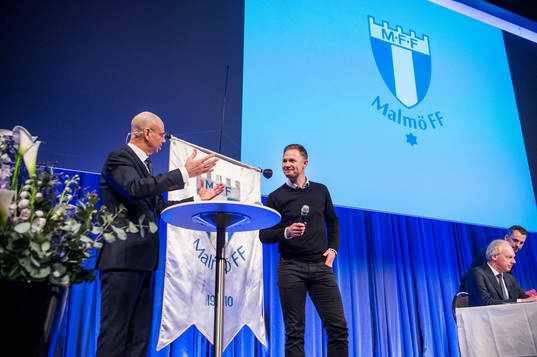 Håkan Jeppsson, ordförande och tränaren Magnus Pehrsson