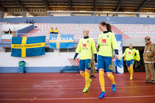 Sveriges Nilla Fischer och Lotta Schelin