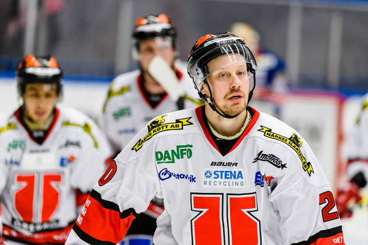 Örebros Marcus Weinstock jublar
