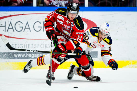 Malmö Redhawks Carl-Johan Lerby och Djurgårdens Ville