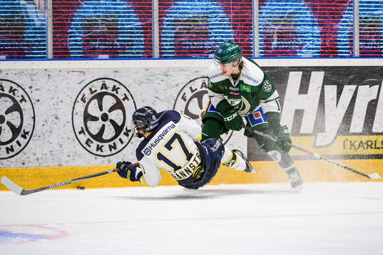 s Erik Brännström och Färjestads Joakim Nygård