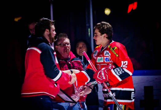 Örebros Glenn Gustafsson får pris för MVP av fansen