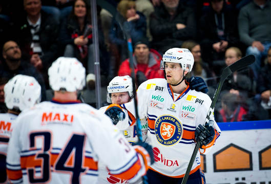 Växjös Emil Pettersson jublar
