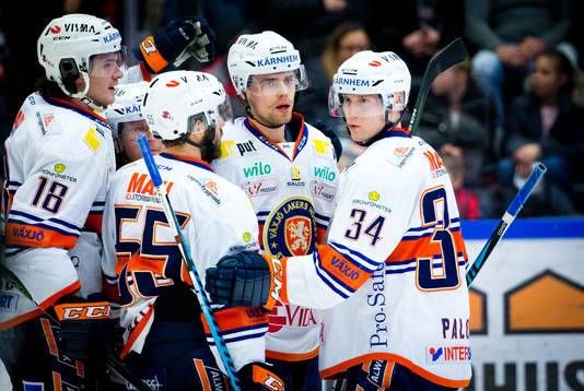 Växjös Emil Pettersson gör 2-3 och jublar