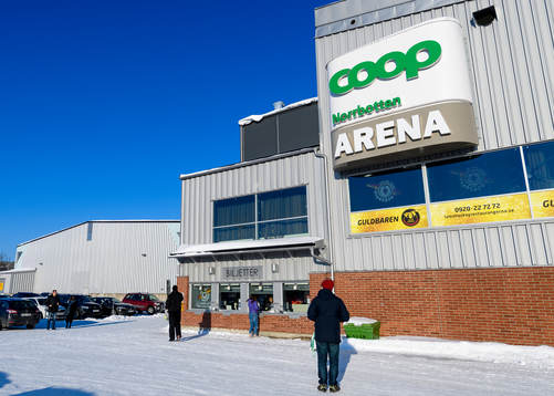 En härlig vinterdag undanför Coop Norrbotten Arena