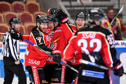 Luleås Bill Sweatt jublar