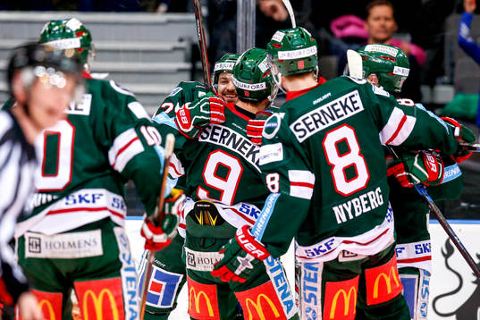 Frölundas Patrik Carlsson jublar